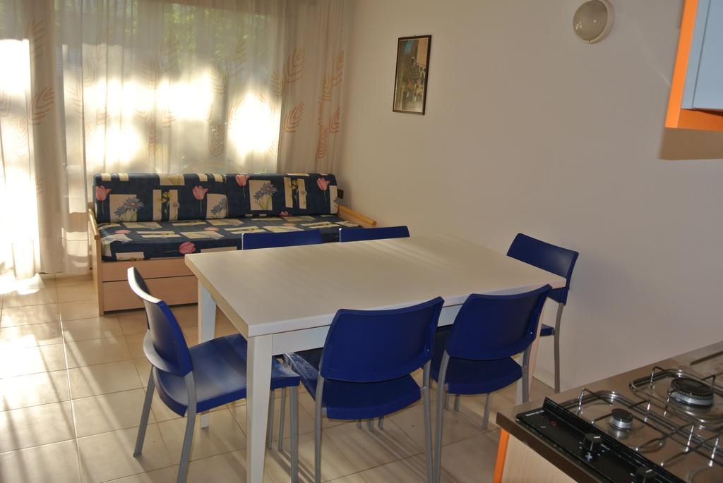Residence Gardenia Lignano Sabbiadoro Extérieur photo