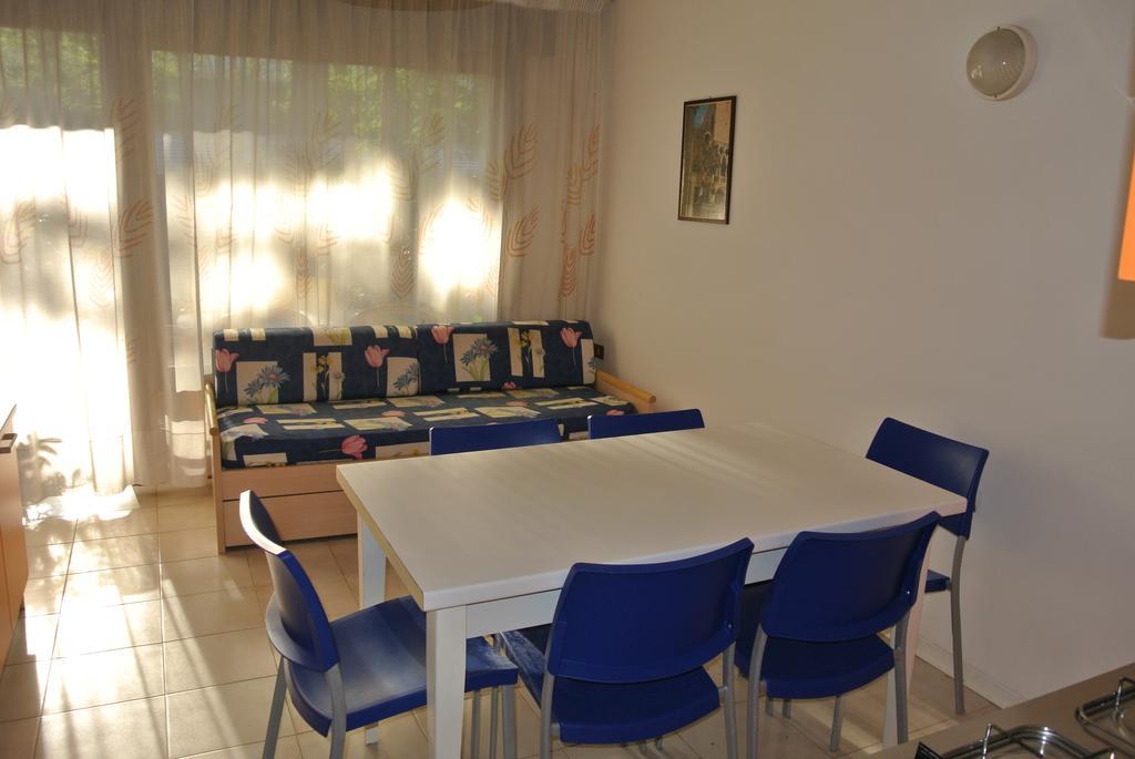 Residence Gardenia Lignano Sabbiadoro Extérieur photo
