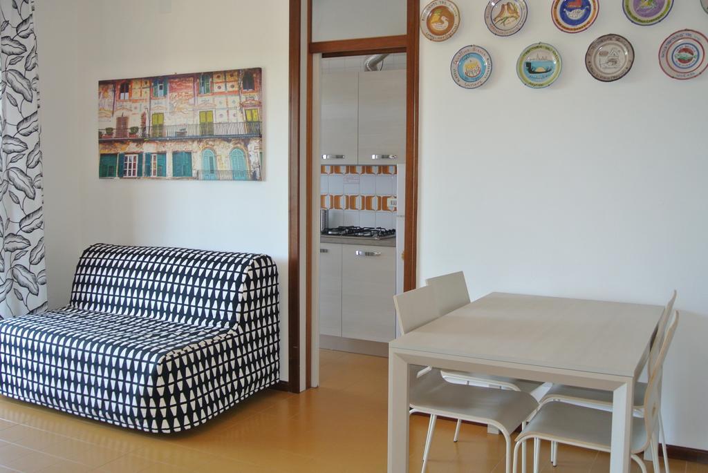 Residence Gardenia Lignano Sabbiadoro Extérieur photo