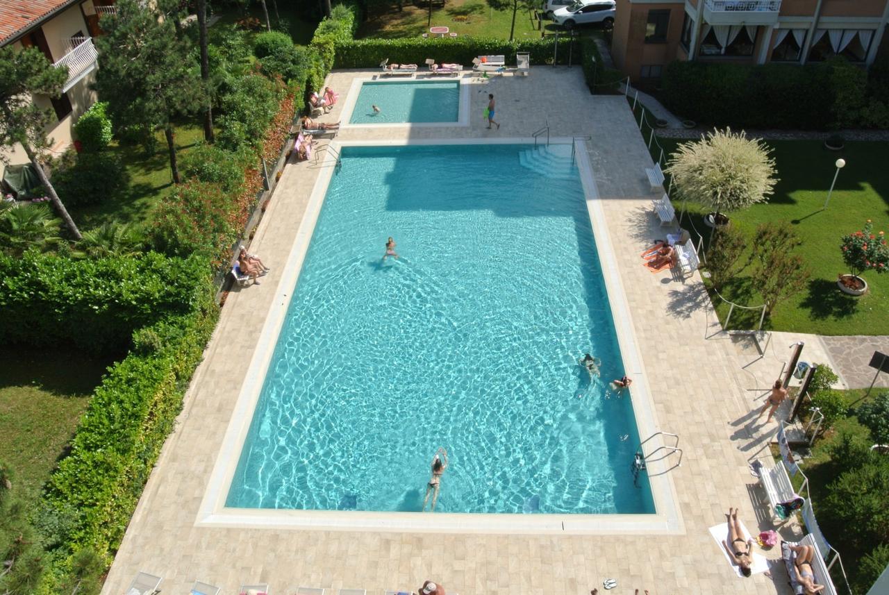 Residence Gardenia Lignano Sabbiadoro Extérieur photo